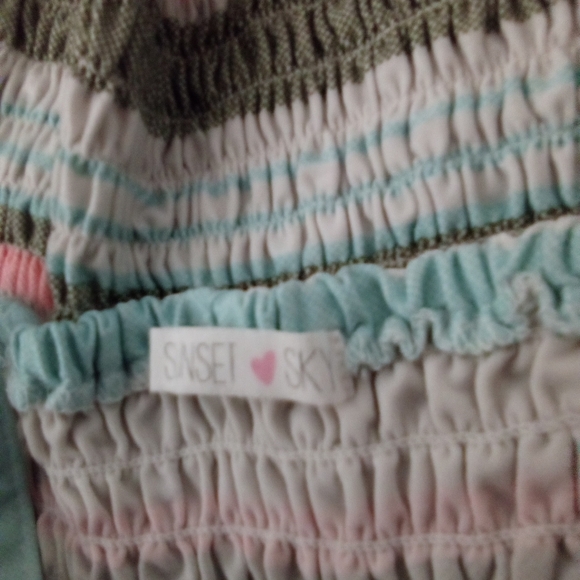 Striped Off-Shoulder Kids Top ( Box Gs ) - Picture 3 of 3